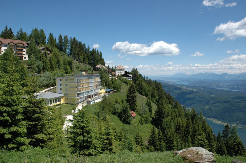 Sonnenhotel Zaubek Treffen Buitenkant foto
