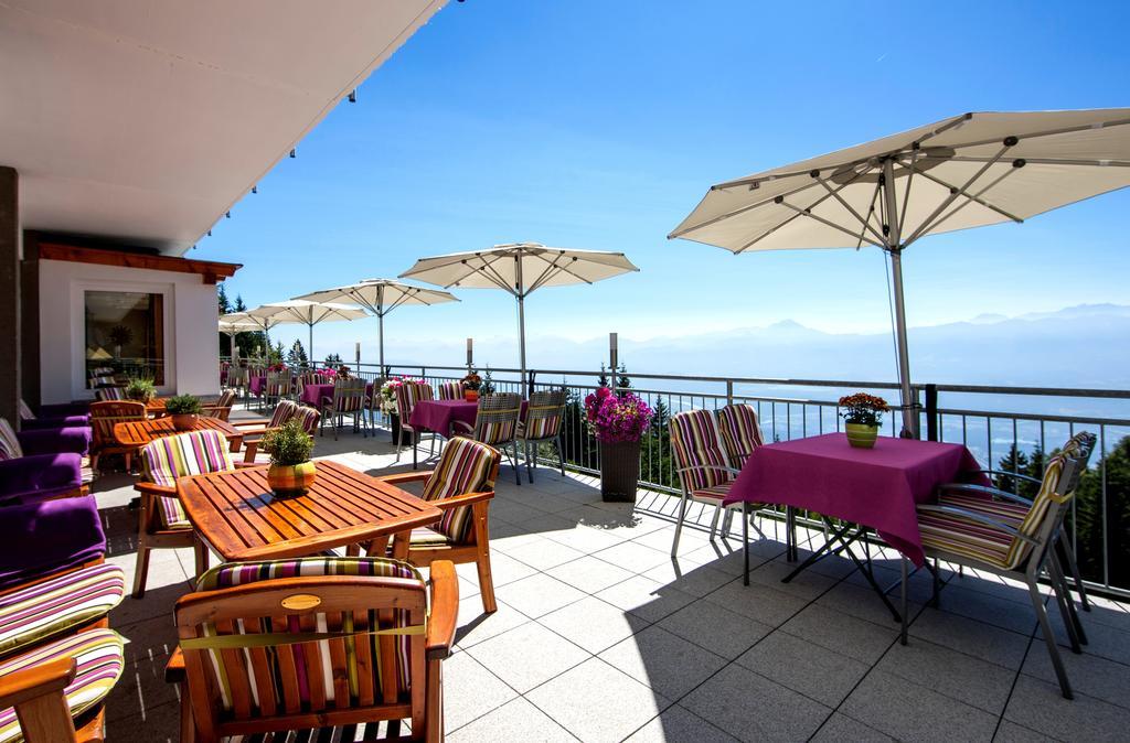 Sonnenhotel Zaubek Treffen Buitenkant foto