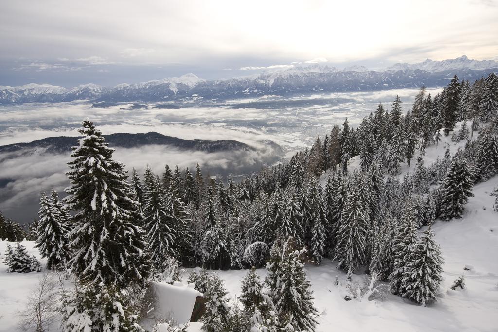 Sonnenhotel Zaubek Treffen Buitenkant foto