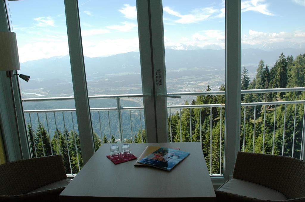 Sonnenhotel Zaubek Treffen Buitenkant foto